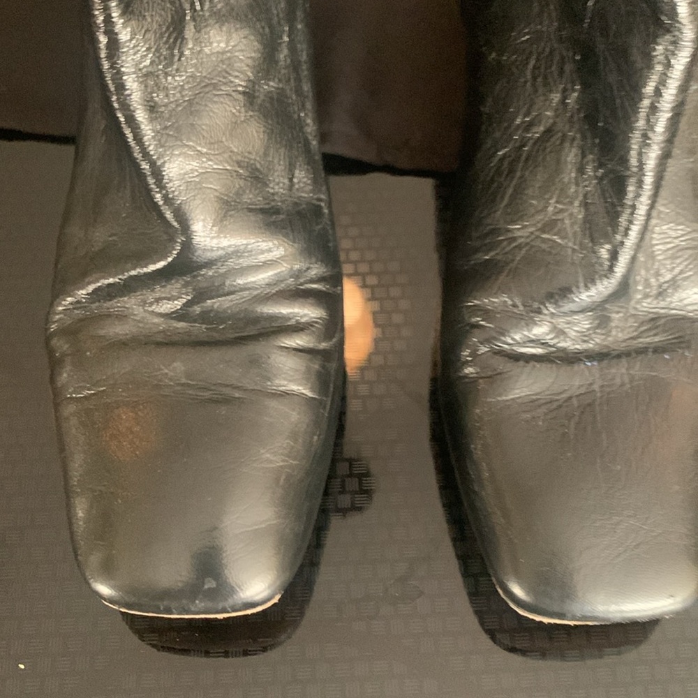 Stuart Weizman Short Boots - image 2